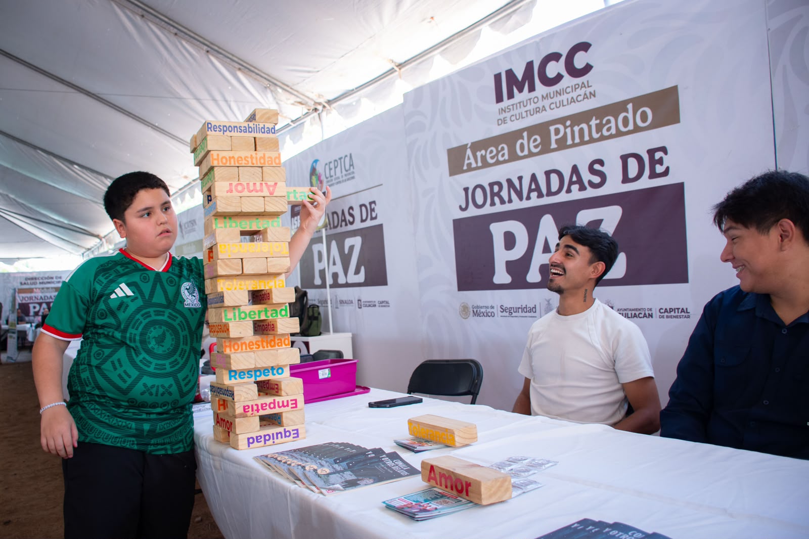Jornadas de Paz acercan servicios gratuitos y fortalecen el bienestar de las familias en la colonia Lázaro Cárdenas