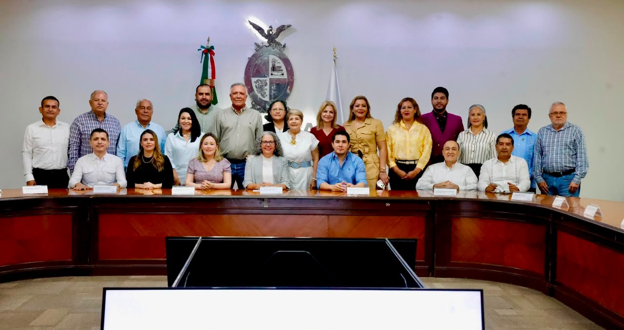 Gobernadora Graciela Domínguez se reunió con alcaldesas y alcaldes de Sinaloa