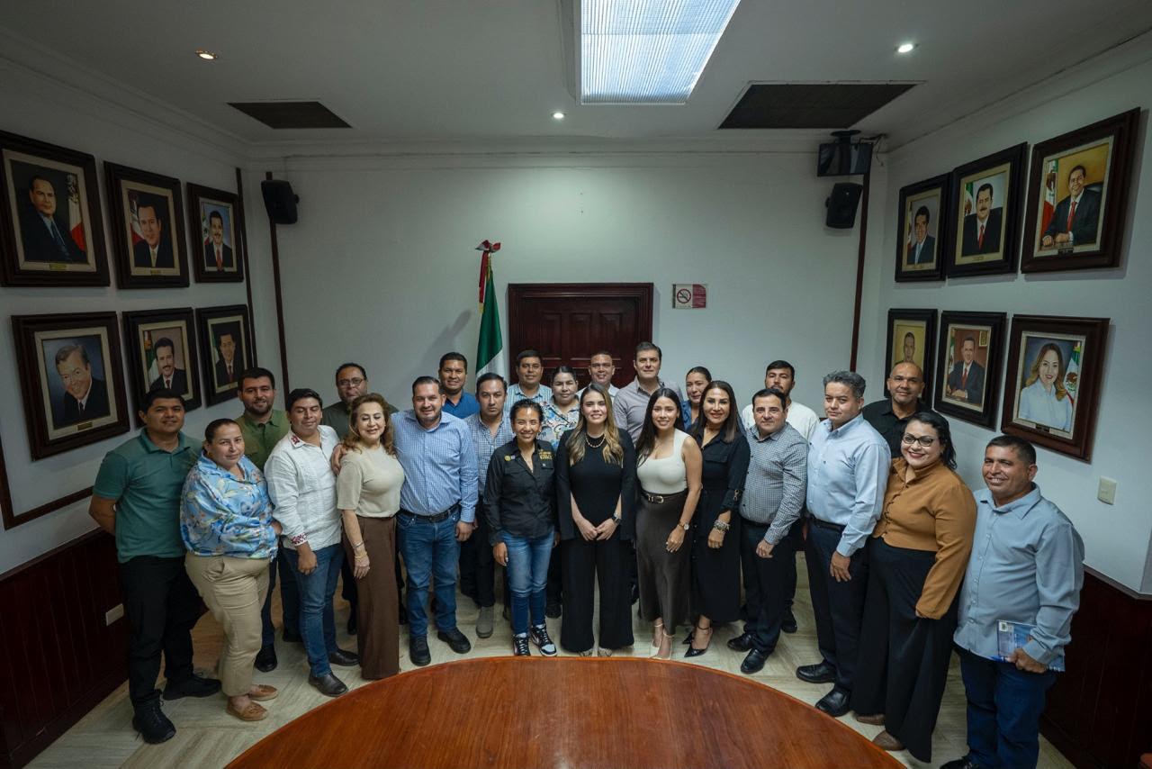 Ana Miriam Ramos anuncia la suma de las 16 sindicaturas a los programas Los Jóvenes Unen al Barrio y Jornadas de Paz