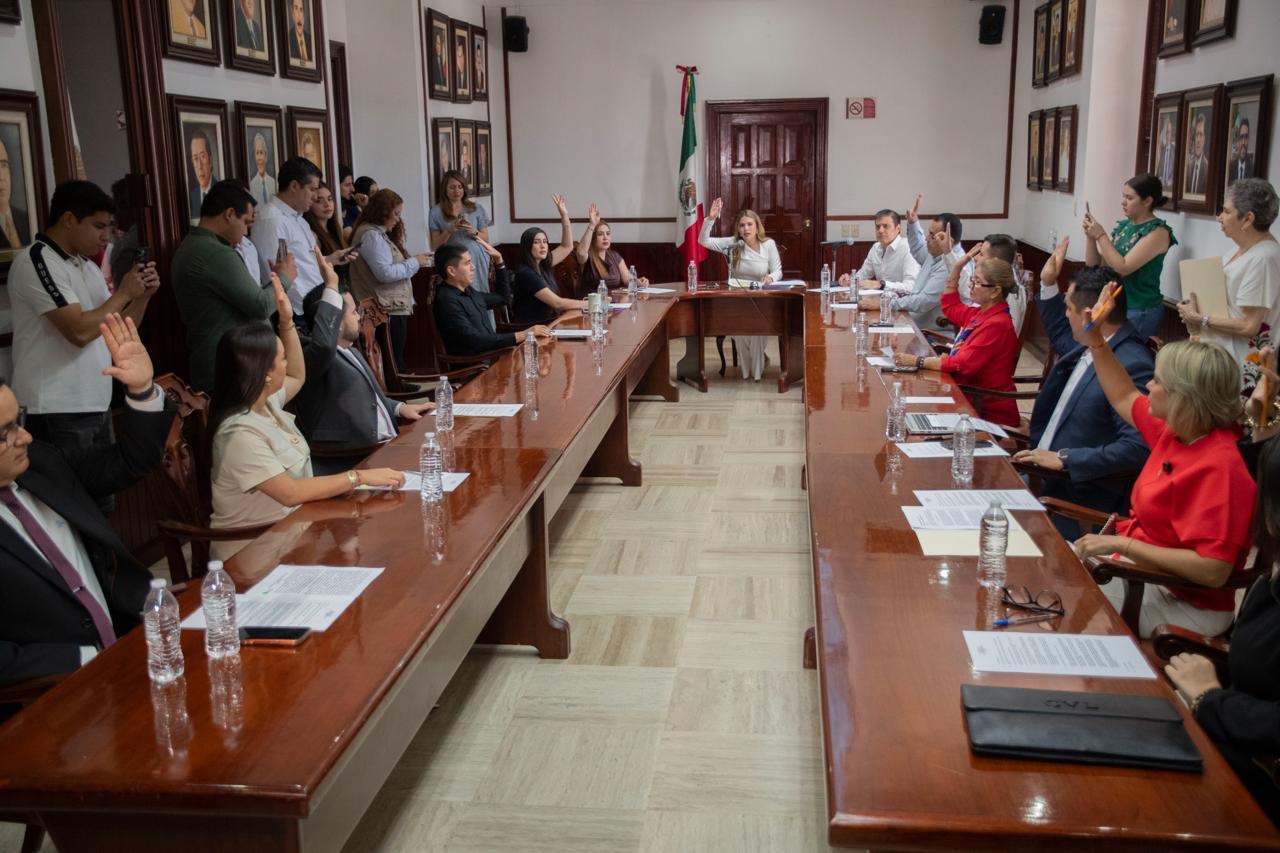 Cabildo da a conocer perfiles ganadores que serán distinguidos con el Premio Coltzin al Mérito Ciudadano 2026; también aprueban la convocatoria del «Escuadrón del Agua»