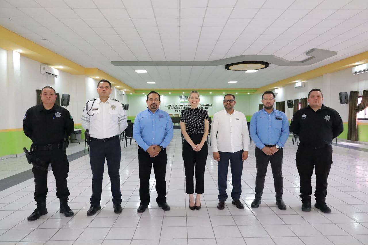 Estrella Palacios fortalece coordinación con transportistas para mejorar la seguridad y movilidad en Mazatlán