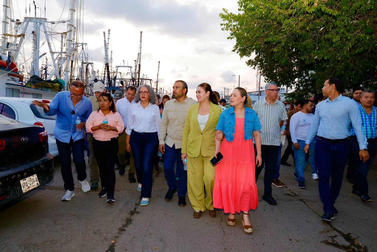 Gobernadora Graciela Domínguez y secretaria de Agricultura, Columba López, recorren parque Bonfil y reiteran compromisos con pescadores de altamar